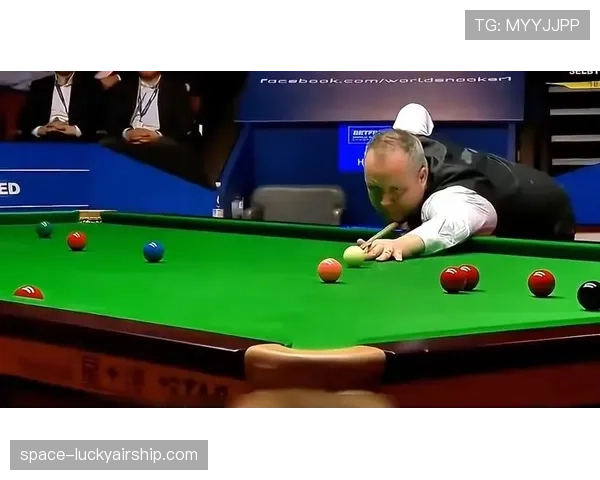 特写：争议判罚瞬间，美国队教练与主裁长达五分钟的激烈沟通